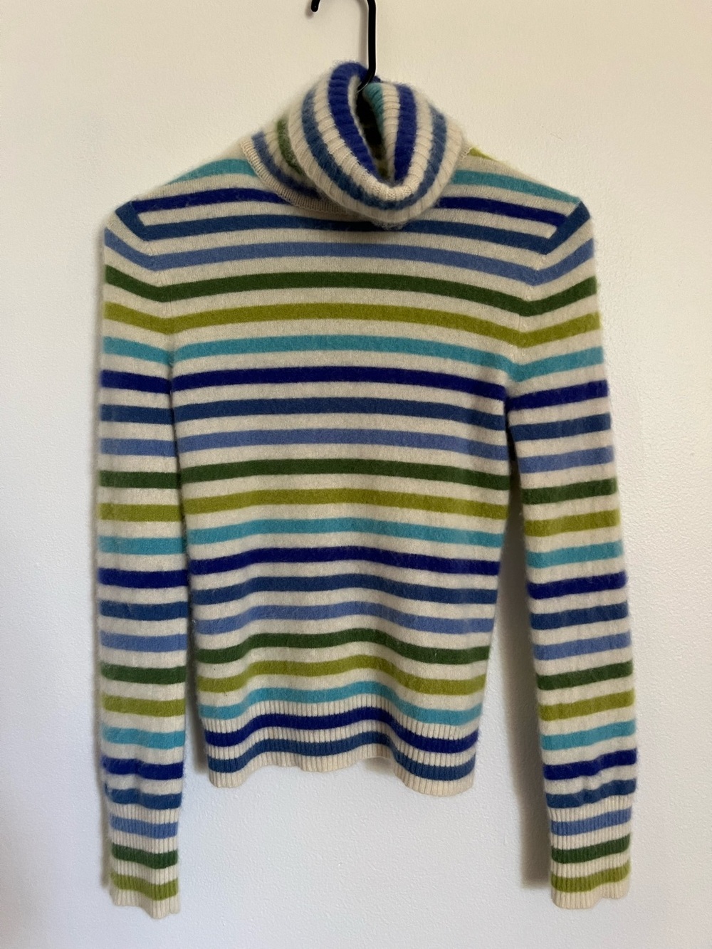Cashmere Striped Turtleneck Women’s Sweater in Cream, Blue & Green, size M.